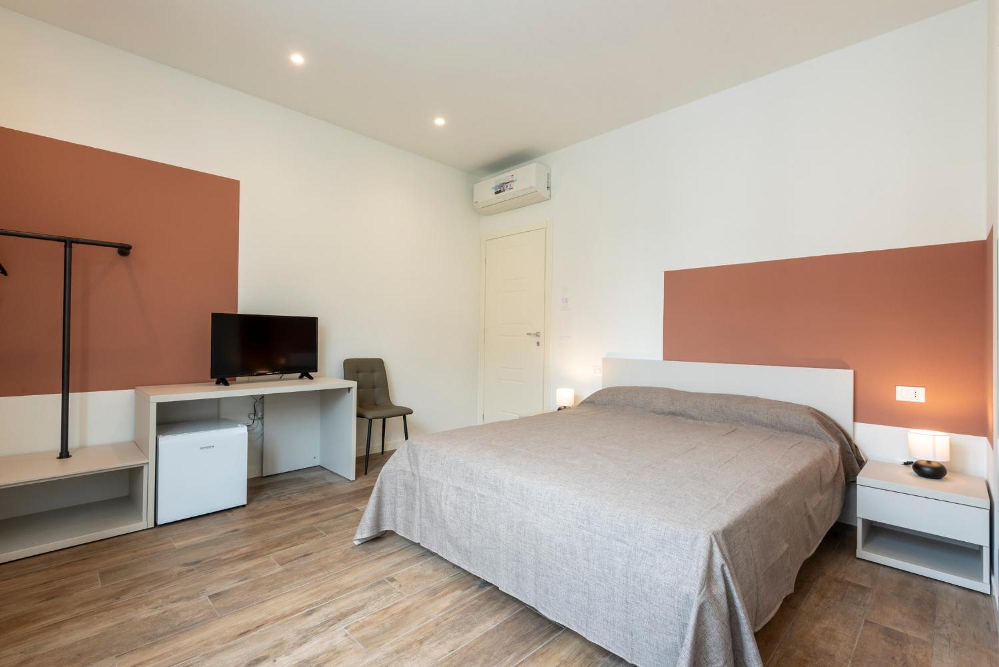 Iarsera Rooms And Apartment ルッカ エクステリア 写真