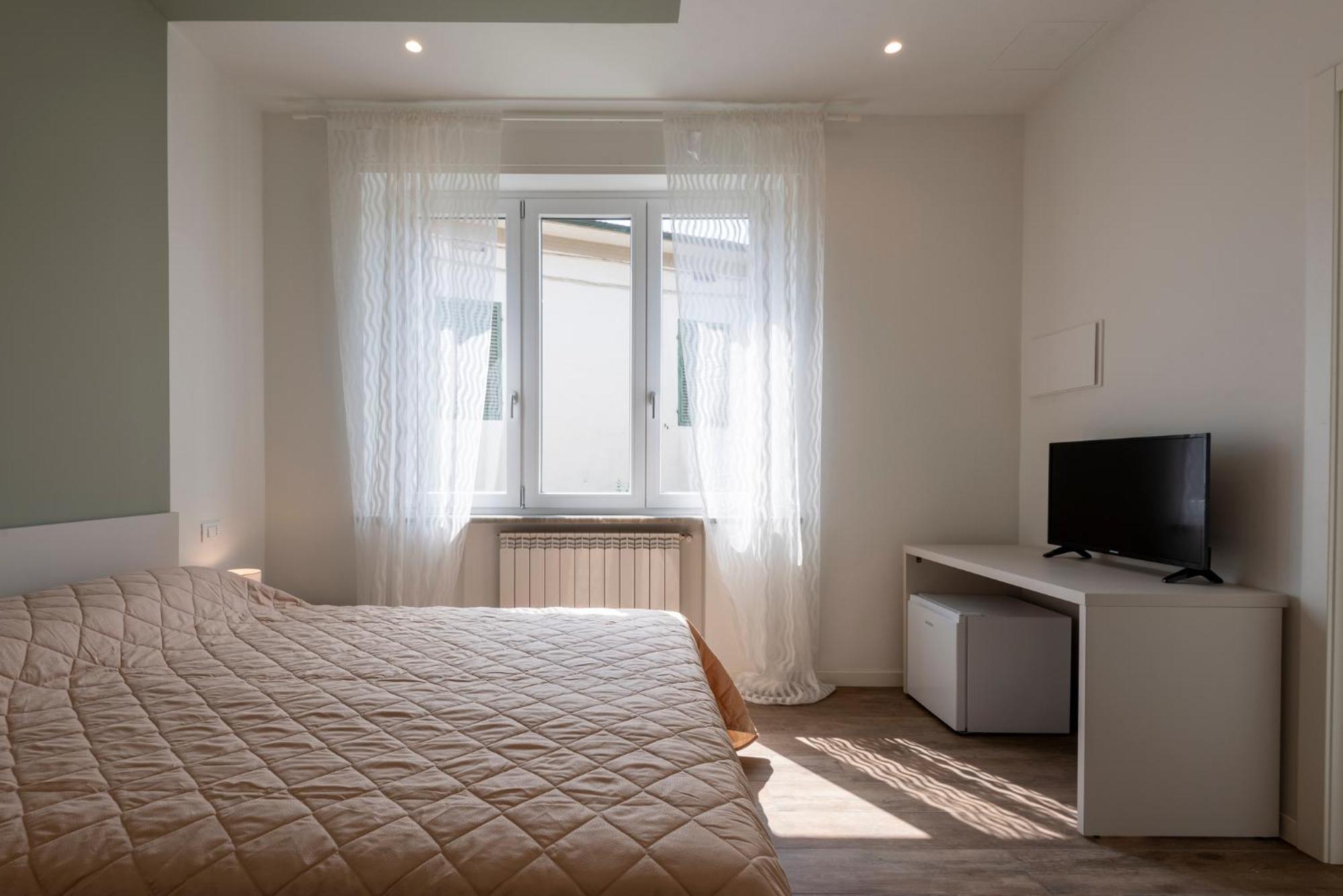 Iarsera Rooms And Apartment ルッカ エクステリア 写真
